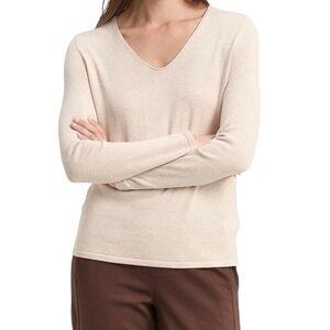 Women’s Zara Cream V-Neck Lightweight Soft Sweater SZ S